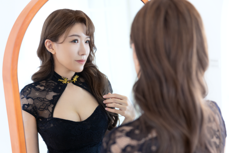 抽脂補臉,胡岱霖